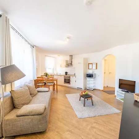 Braviscasa - Ferienresidenz Haus Am Bach Am Kaiserstuhl Apartamento *