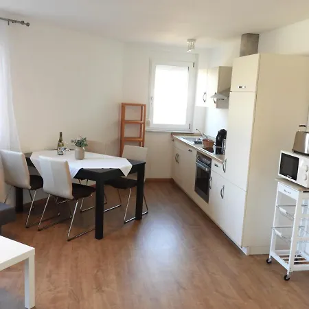 Braviscasa - Ferienresidenz Haus Am Bach Am Kaiserstuhl Apartamento *